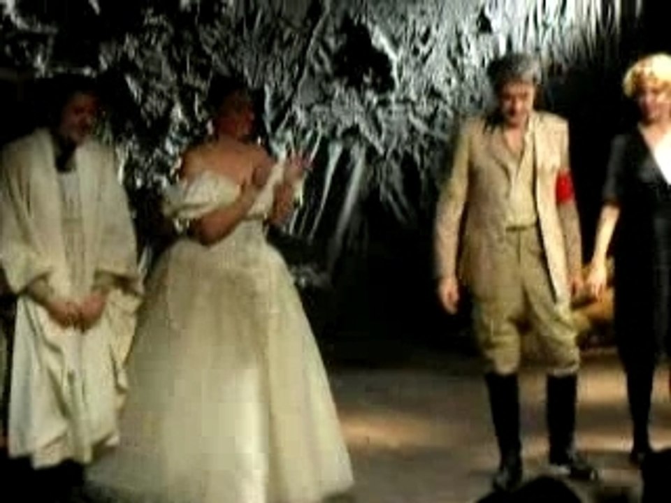 HINKEMAN AL COLOSSEO TEATRO NUOVO DI ROMA