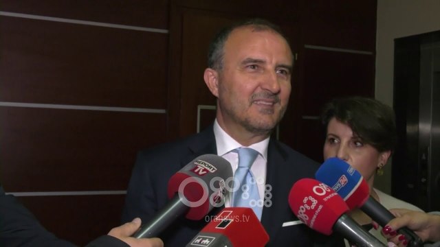 RTV Ora - Apeli i Sorecës: Koha për kompromis, qeveria dhe opozita të takohen