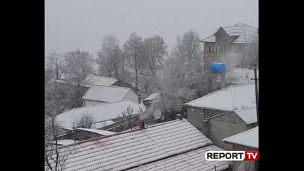 Report TV - Shishtaveci zbardhet nga dëbora