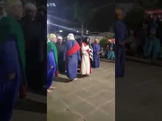 &#39;Jesús&#39; llega &#39;hasta las chanclas&#39; a la última cena en Tlaxcala