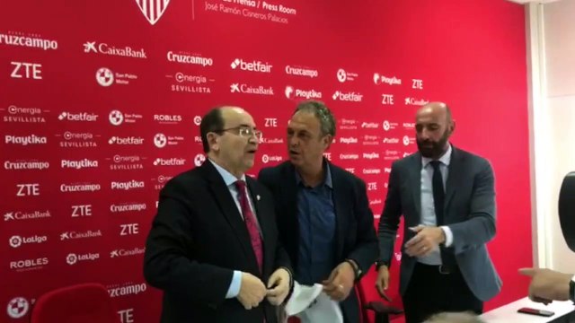 El Consejo de Administración Arropa a Caparrós en su Despedida como Entrenador