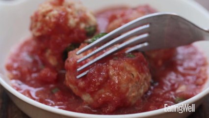 How to Make Slow-Cooker Chicken Parmesan Meatballs