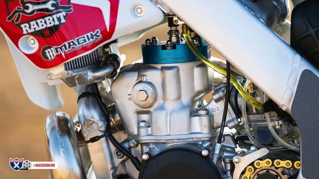 Racer X Films: 2000 Honda CR250 Project Build