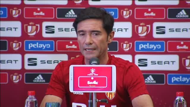 Marcelino: La mayoría de los entrenadores no sabemos cómo parar a Messi