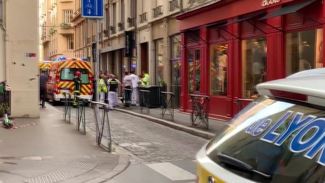프랑스 리옹 구도심서 폭발물 테러로 최소 8명 다쳐 / YTN