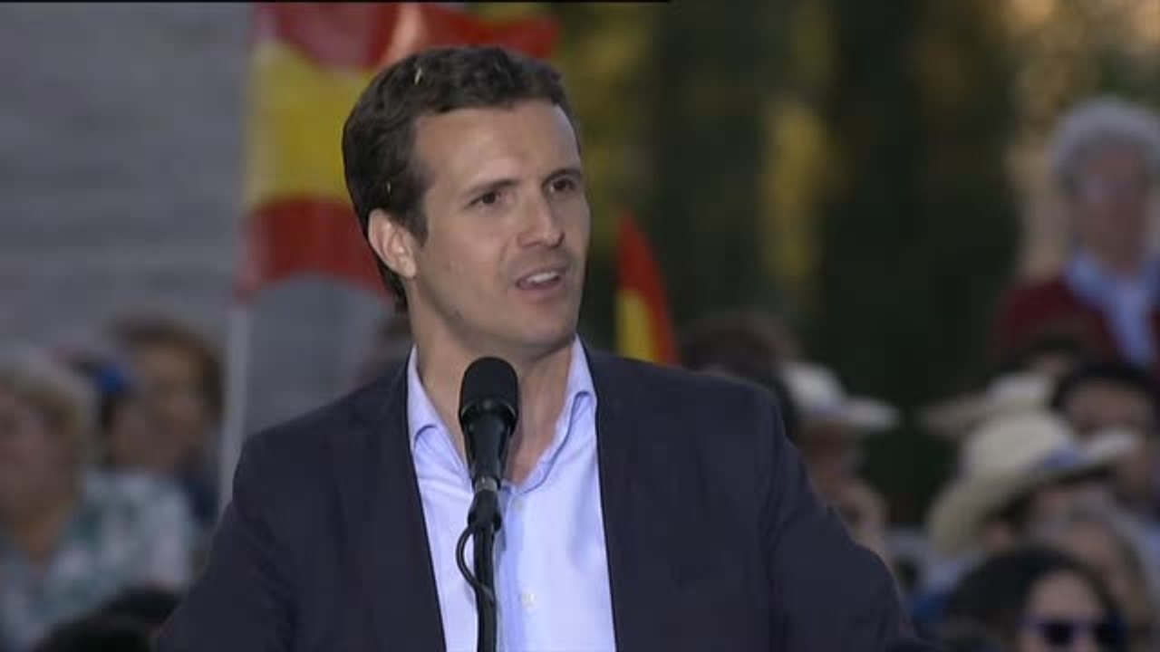 Casado pide el voto como "contrapeso" al Gobierno de Sánchez con "independentistas, batasunos y podemitas"