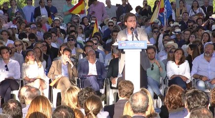 Almeida solo contempla "ganar" y pide "votar en masa"