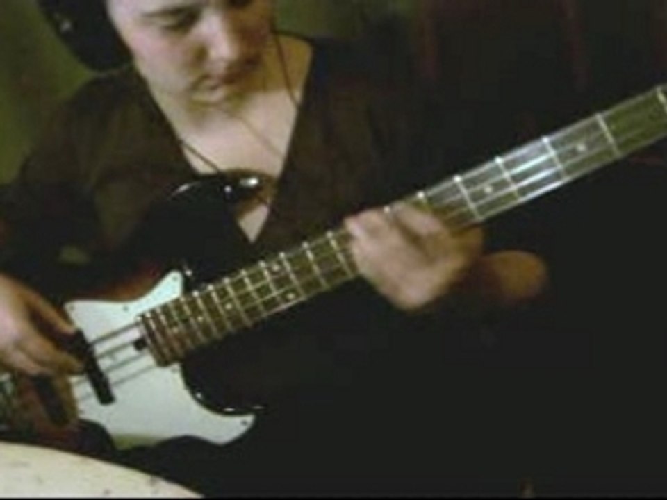 Mark Ronson/Radiohead - Just (bass cover)