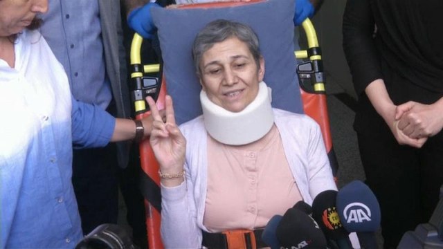 Turquie : des prisonniers en grève de la faim pour soutenir Öcalan cessent leur grève