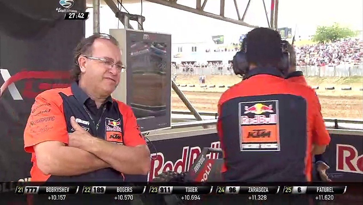 Gajser & Cairoli pass Tonus - MXGP Race 1 - MXGP of France 2019