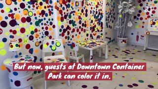 You can decorate this sticker room in downtown as Vegas
