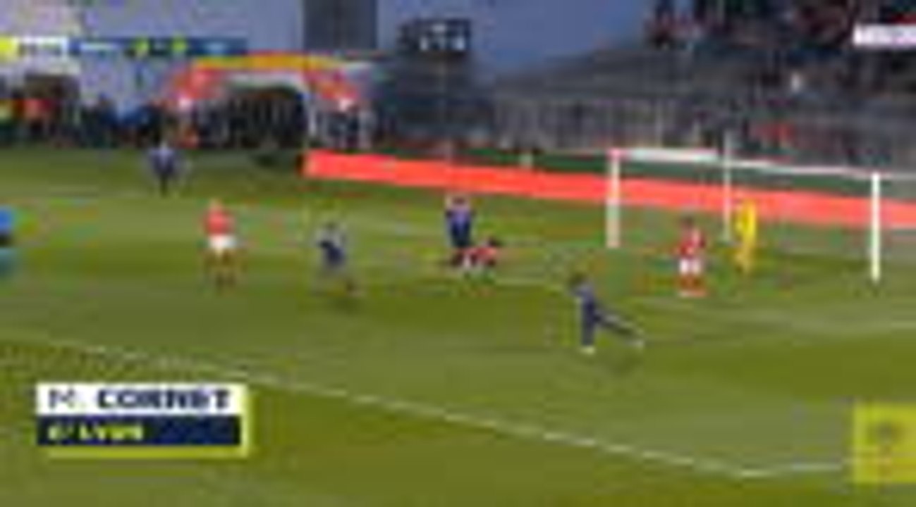 Cornet double ensures Lyon end with win