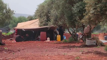 Suriyeli minik Aye'nin yaşaması acil ameliyata bağlı