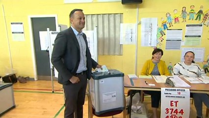 Irland hat gewählt: Pro-Europäer nach Umfragen vorn