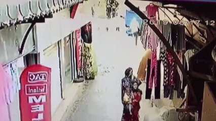 Kumaş hırsızlığı güvenlik kamerasında