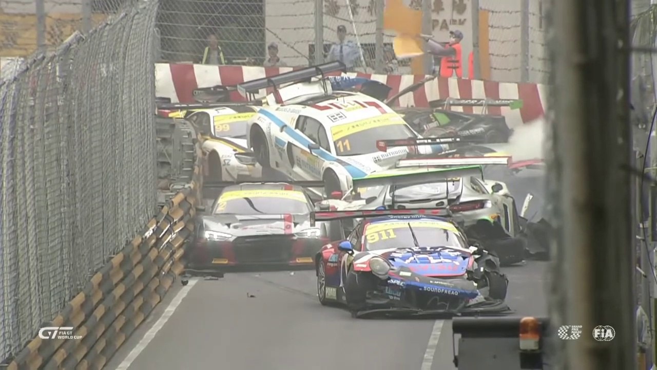FIA GT World Cup 2017. Qualification Race Macau Grand Prix. Start - Huge Pile Up