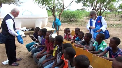 Savaş mağduru Somalili yetimlere Türkiye'den yardım eli - ADDİS ABABA