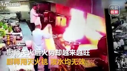 Enervé, le chef déclenche un incendie dans la cuisine du restaurant !