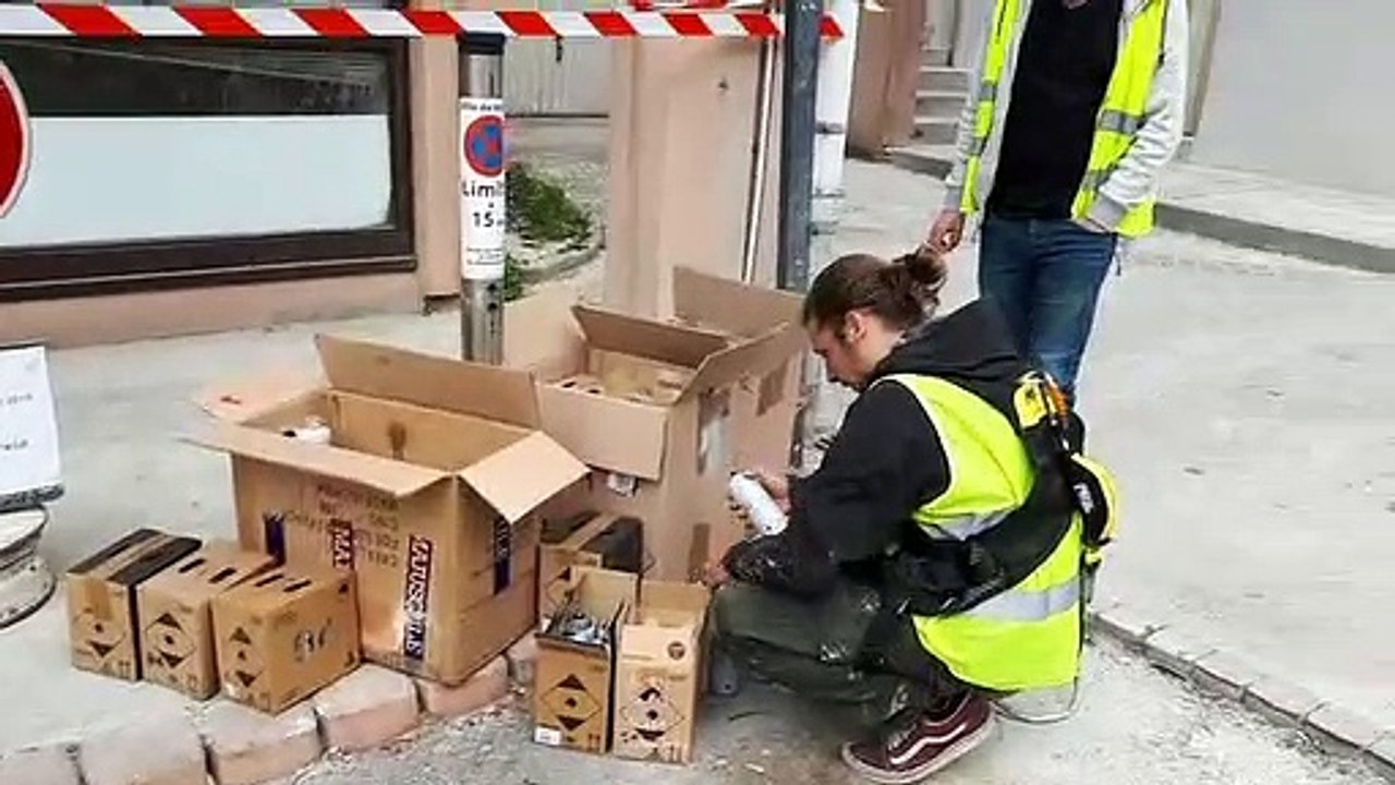 Voiron : Veks van Hillik est à l’œuvre pour réaliser une double fresque murale