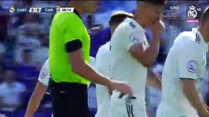 Cristo marca el tercer gol del Real Madrid Castilla al Cartagena