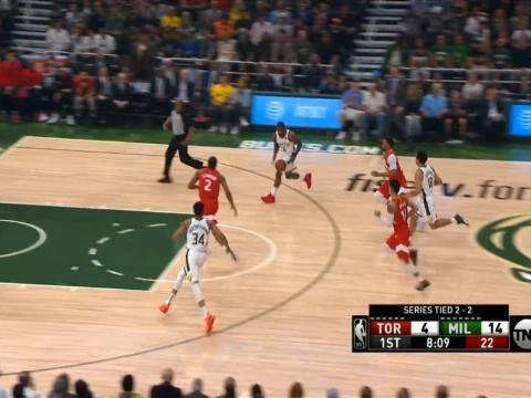 كرة سلّة: ان بي آي: أفضل 3 ألعاب: ثلاثية كاوهي وسلّة جيانيس الساحقة