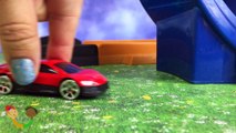 Fun with slow motion and Hot Wheels cars action with jumps and accidents and lots of exciting fun