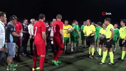 Rallicilerle eski milli futbolcular kozlarını yeşil sahada paylaştı