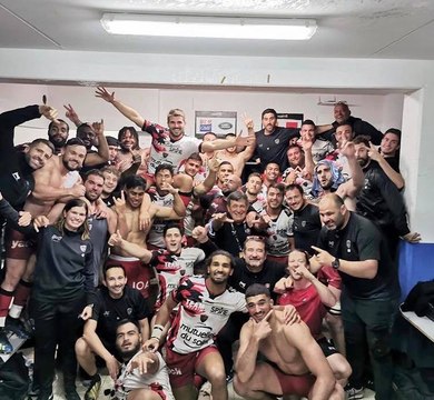 L’explosion de joie des joueurs Toulonnais dans le vestiaire, à Castres !