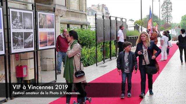 Nikos Aliagas aime la Photo et Vincennes, retrouvons le depuis le Vincennes Images Festival sur Vincennestv.fr la Web TV de Vincennes