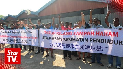Sepang residents stage protest against plastic processing factory