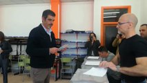 El alcalde de San Sebastián, Eneko Goia, ejerce su derecho al voto