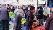 Pazar ürünlerinde fiyatlar düştü, vatandaşlar sebze meyve fiyatlarından memnun