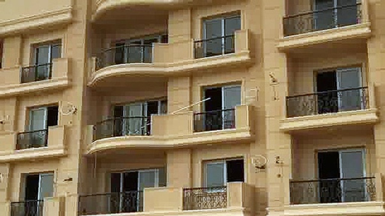 شقة للبيع بالتقسيط علي 4 سنوات بكمبوند ديار 2