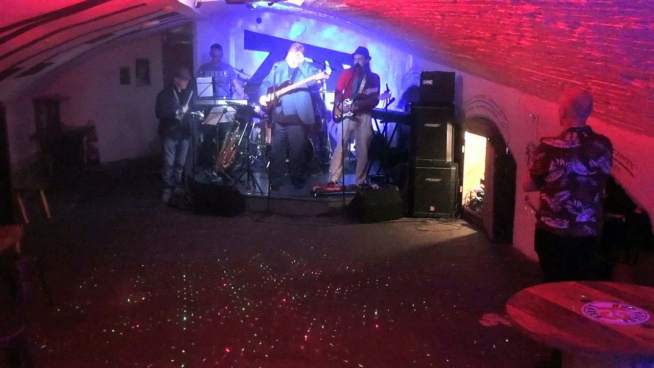 24-05-19 GoDBowie play Lodger at Zed Alley