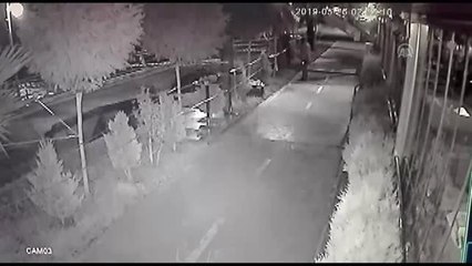 Fırat Nehri'nde su seviyesinin yükselmesi yıkıma neden oldu