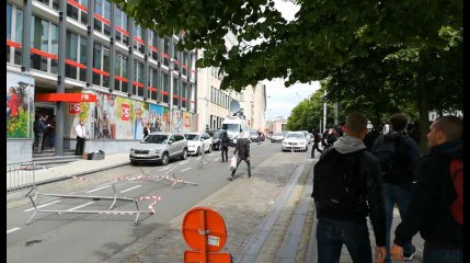 Bruxelles: des projectiles contre le siège du PS, une vingtaine de personnes interpellées