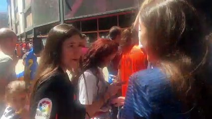 Colas para acceder a Mestalla a la celebración de Copa