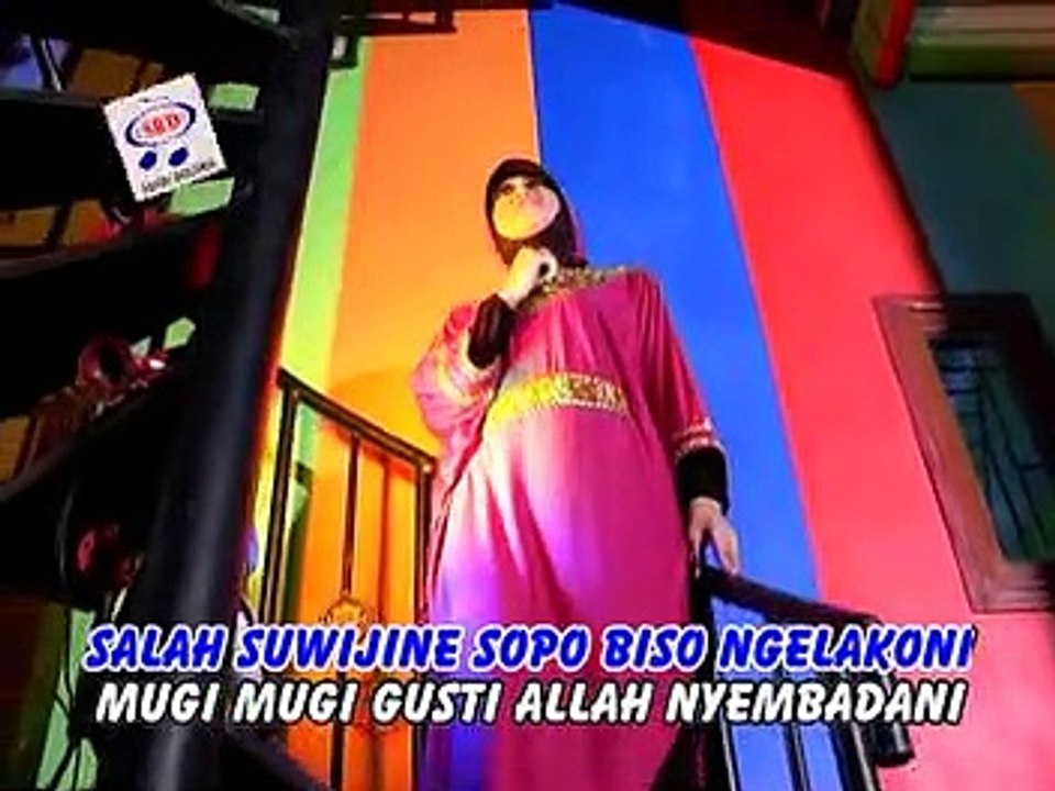 Utami DF - Tombo Ati [Official Music Video]