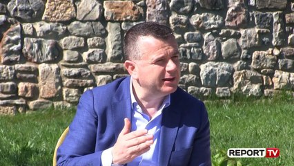 Report TV - Balla takim me fermerët në Elbasan: Mos paguani asnjë rryshfet