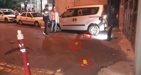 İstanbul'da İftar Saatinde Kafeye Kurşun Yağdırıp Kaçtı!