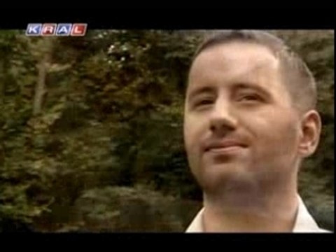 Ulas - Sen Dünyanin En Güzel Kadinisin by Aluxton