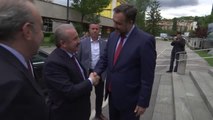 TBMM Başkanı Şentop'un  Bakir İzetbegoviç ile görüşmesi ve Aliya İzetbegoviç'in kabrini ziyareti