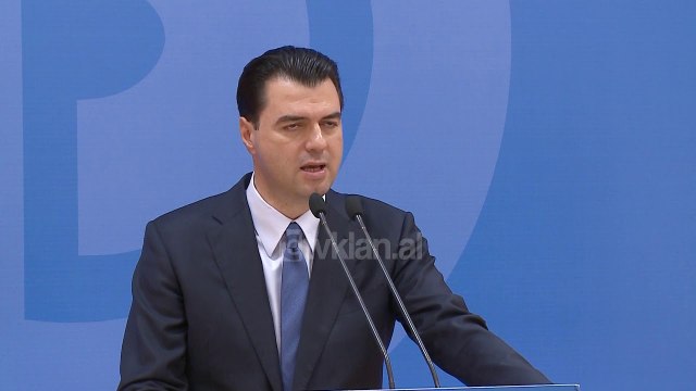 Grabitja ne Rinas, Basha: Shteti ka rene