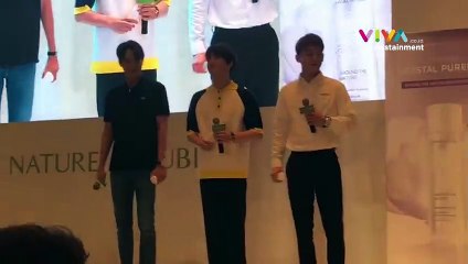 VIDEO: EXO Disambut Histeris Penggemar Indonesia