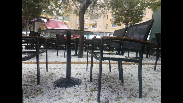 Shi, breshër dhe temperatura të ulëta, 'plakat e prillit' rikthejnë dimrin