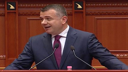 USHTRIA NË AEROPORT, META I KËRKON INFORMACION SHEFIT TË SHTABIT