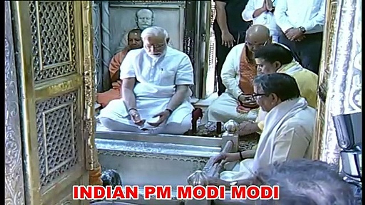 पीएम नरेंद्र मोदी ने वाराणसी के काशी विश्वनाथ मंदिर में पूजा-अर्चना की  #KASHI #ModiinKashi  #Modiwin