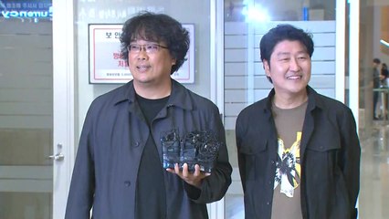 "한국영화 100년 겹경사...영화팬 성원과 사랑 덕분" / YTN