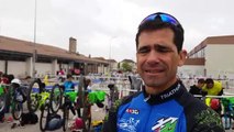 Triathlon des écoliers : Christian Schwalb,  président du club de triathlon de Pontarlier,  en explique les principes