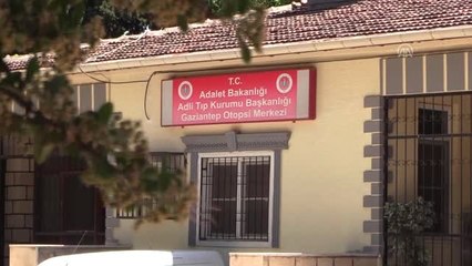 Silahlı kavgada saçmaların isabet ettiği esnaf öldü